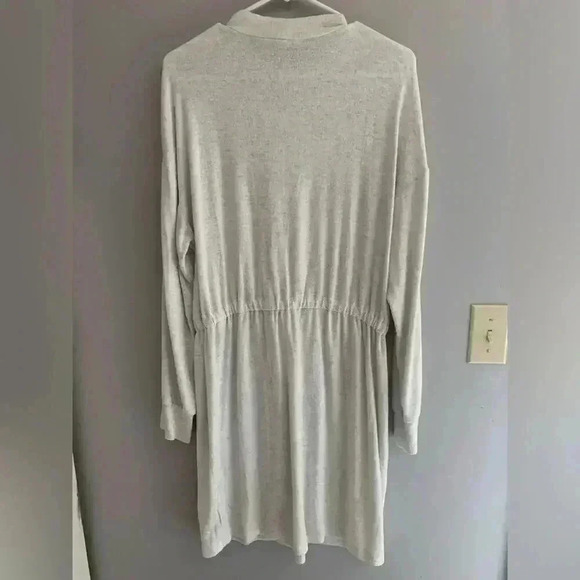 Woman’s Luxology Light Grey Long Sleeve Elastic Waist MIDI Sweater Dress Size L - Picture 6 of 8